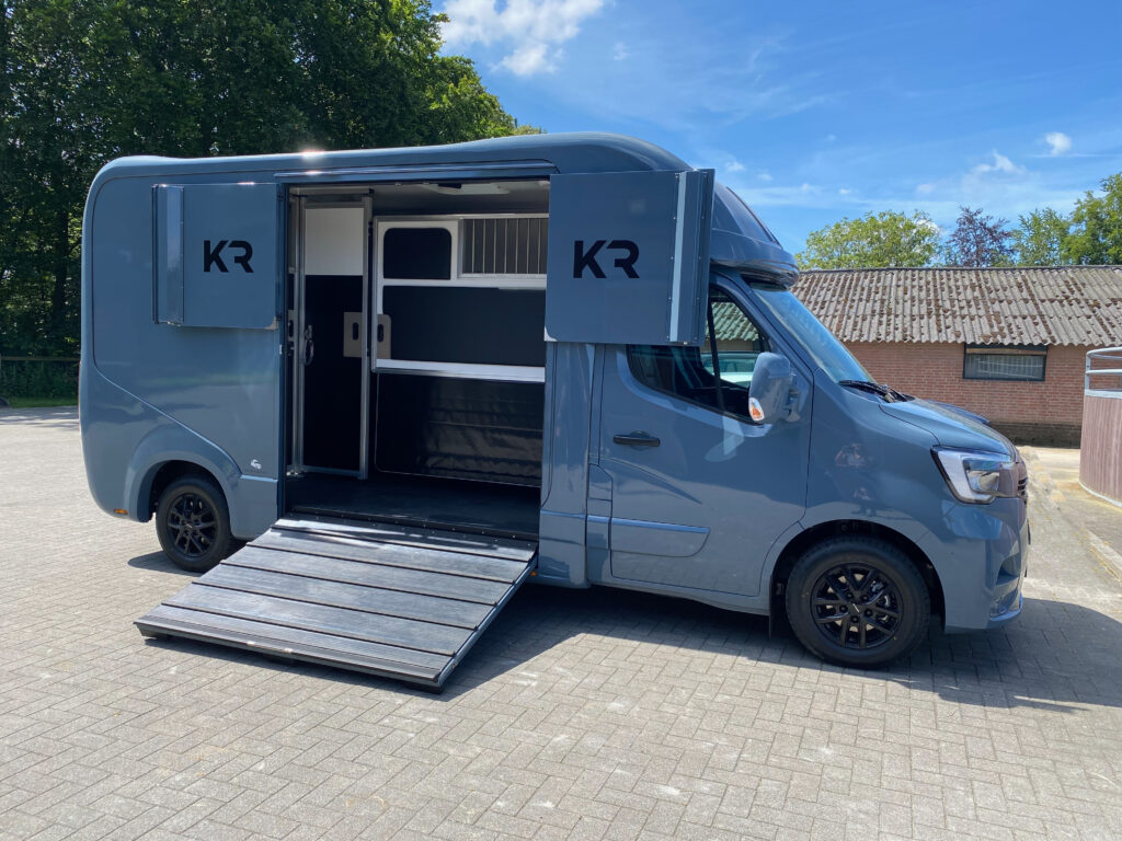Paardenwagen huren, luxe Krismar paardenwagen